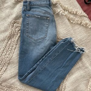 Abercrombie ultra high rise ankle straight jean